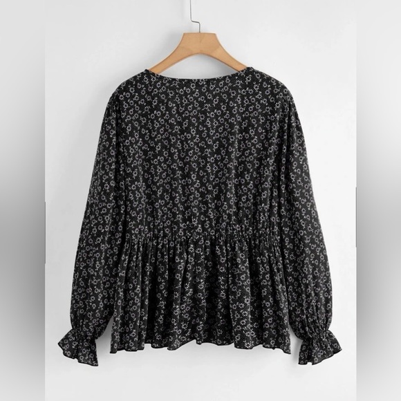 SHEIN Floral V-Neck Peplum Blouse - Picture 2 of 5